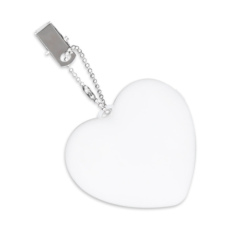 Lumière de sac à main cœur: Pratique, chic et lumineuse!